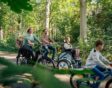 Anna op de fiets hele gezin