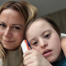 Stephanie en Anna thuis