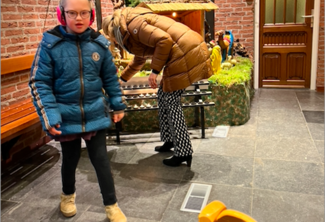 Kaarsje aansteken in de kerk