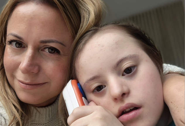 Stephanie en Anna thuis