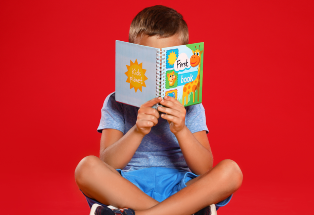 Teun in bibliotheek