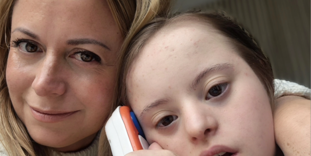 Stephanie en Anna thuis